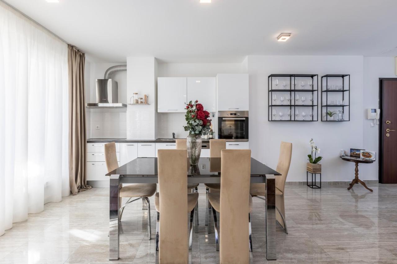 Luxury Rooftop Apartment Zalato سبليت المظهر الخارجي الصورة